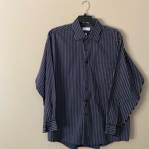 Van Heusen Black Men’s dress shirt.